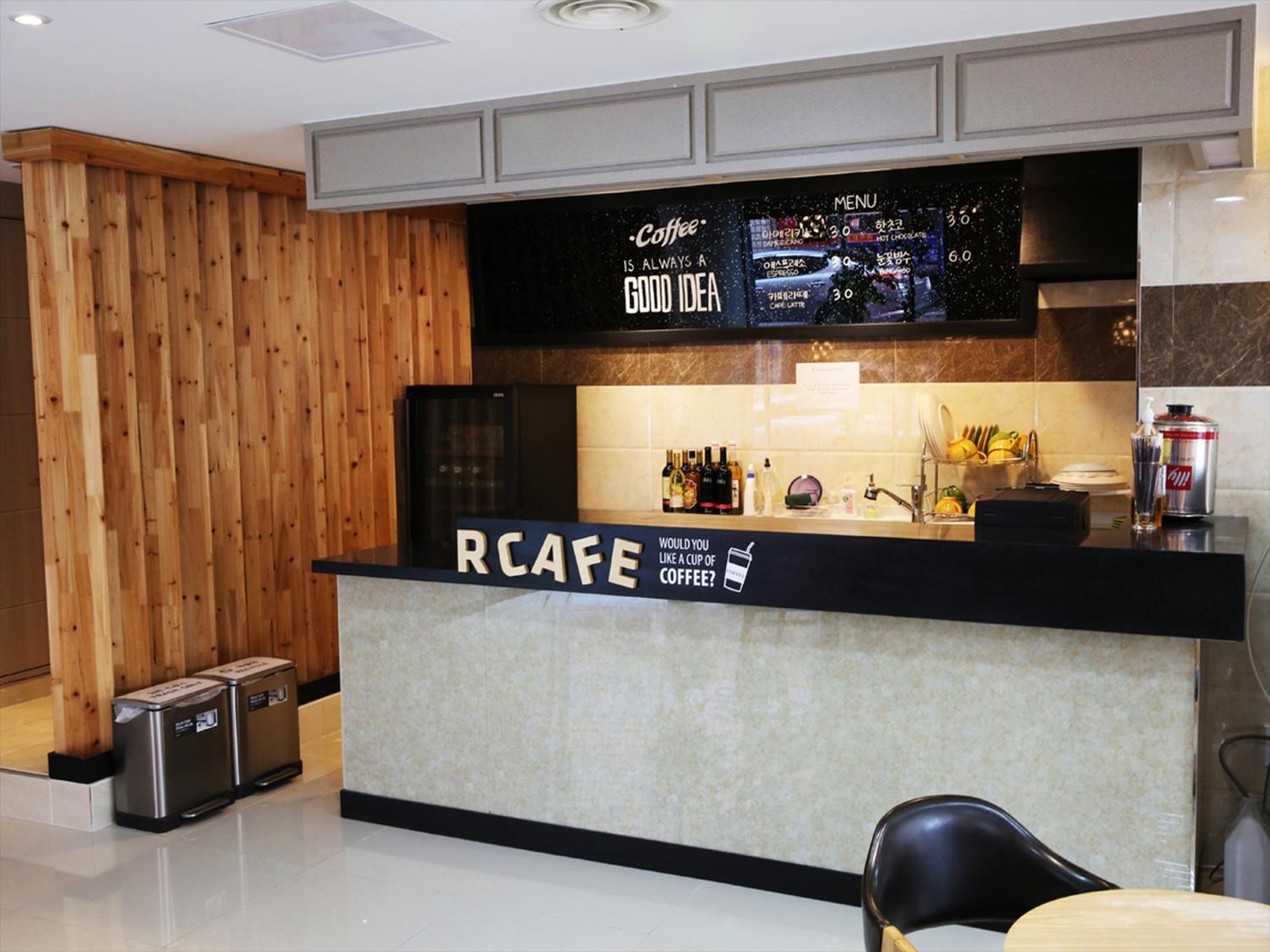 Jeju R Hotel & Guesthouse Экстерьер фото