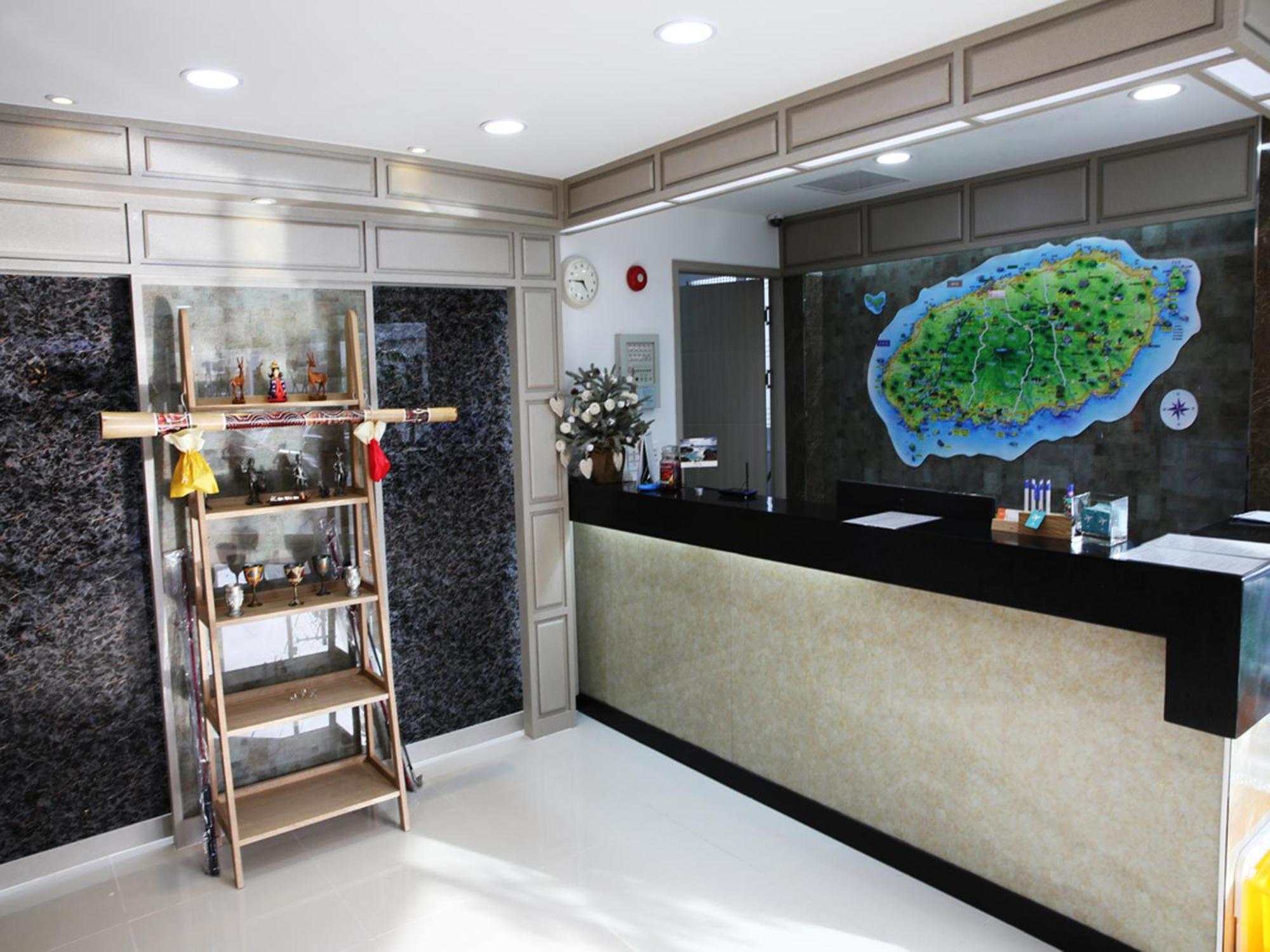 Jeju R Hotel & Guesthouse Экстерьер фото