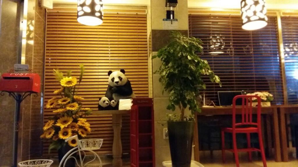 Jeju R Hotel & Guesthouse Экстерьер фото