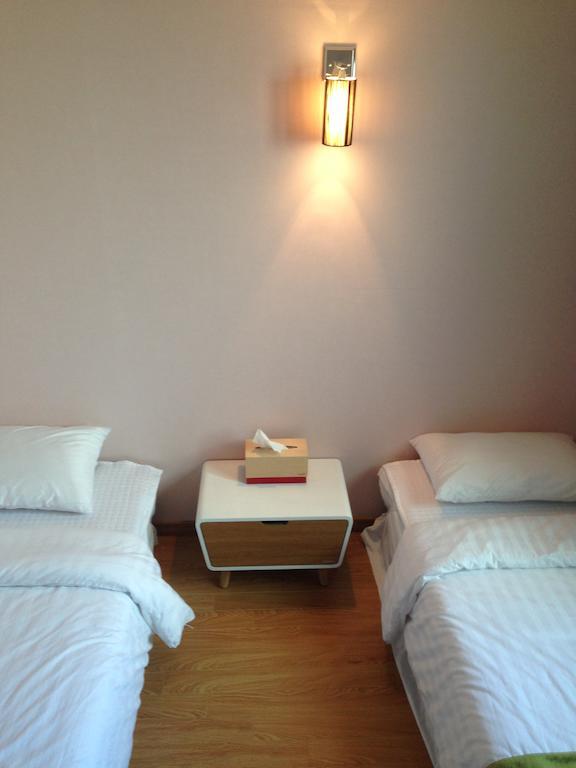 Jeju R Hotel & Guesthouse Номер фото