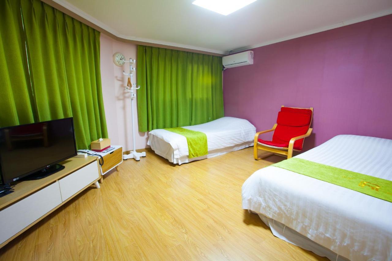 Jeju R Hotel & Guesthouse Номер фото