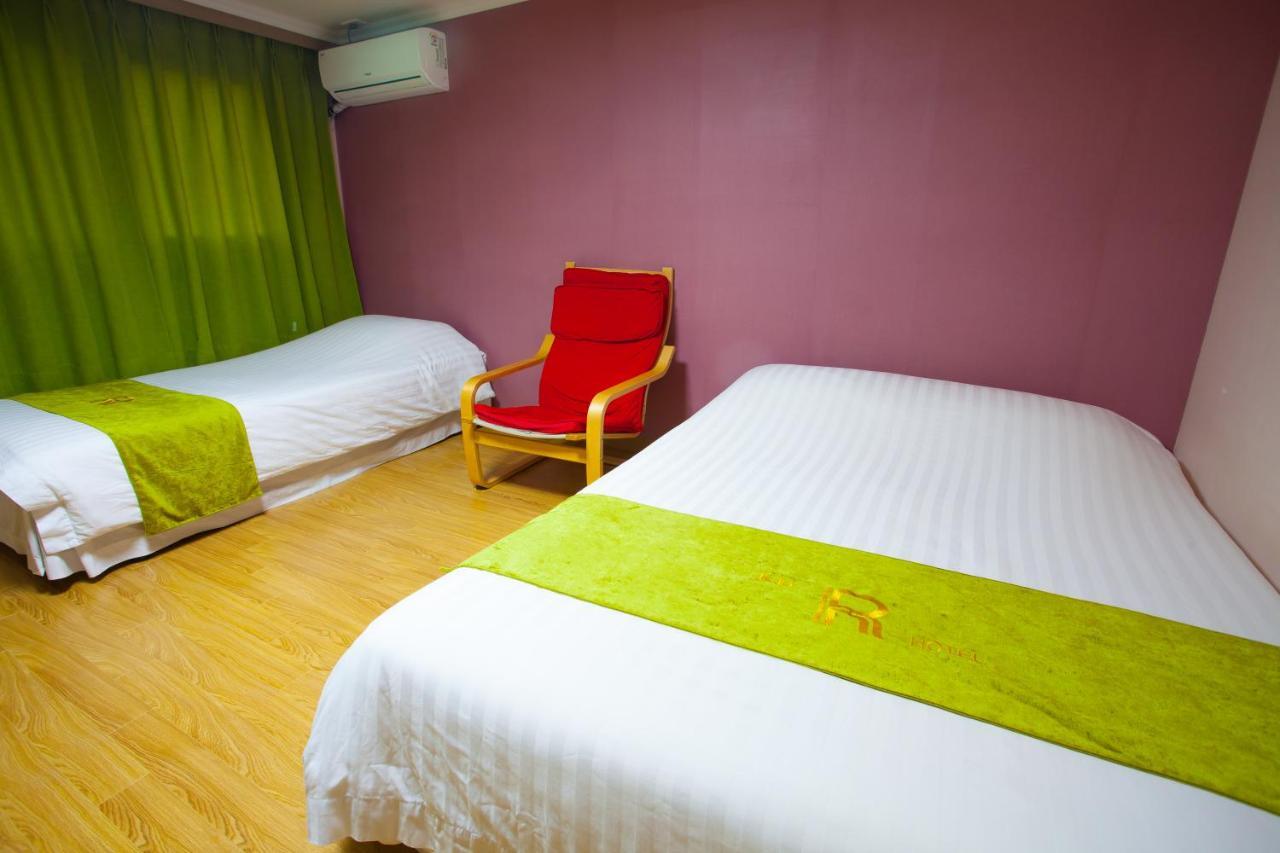 Jeju R Hotel & Guesthouse Экстерьер фото