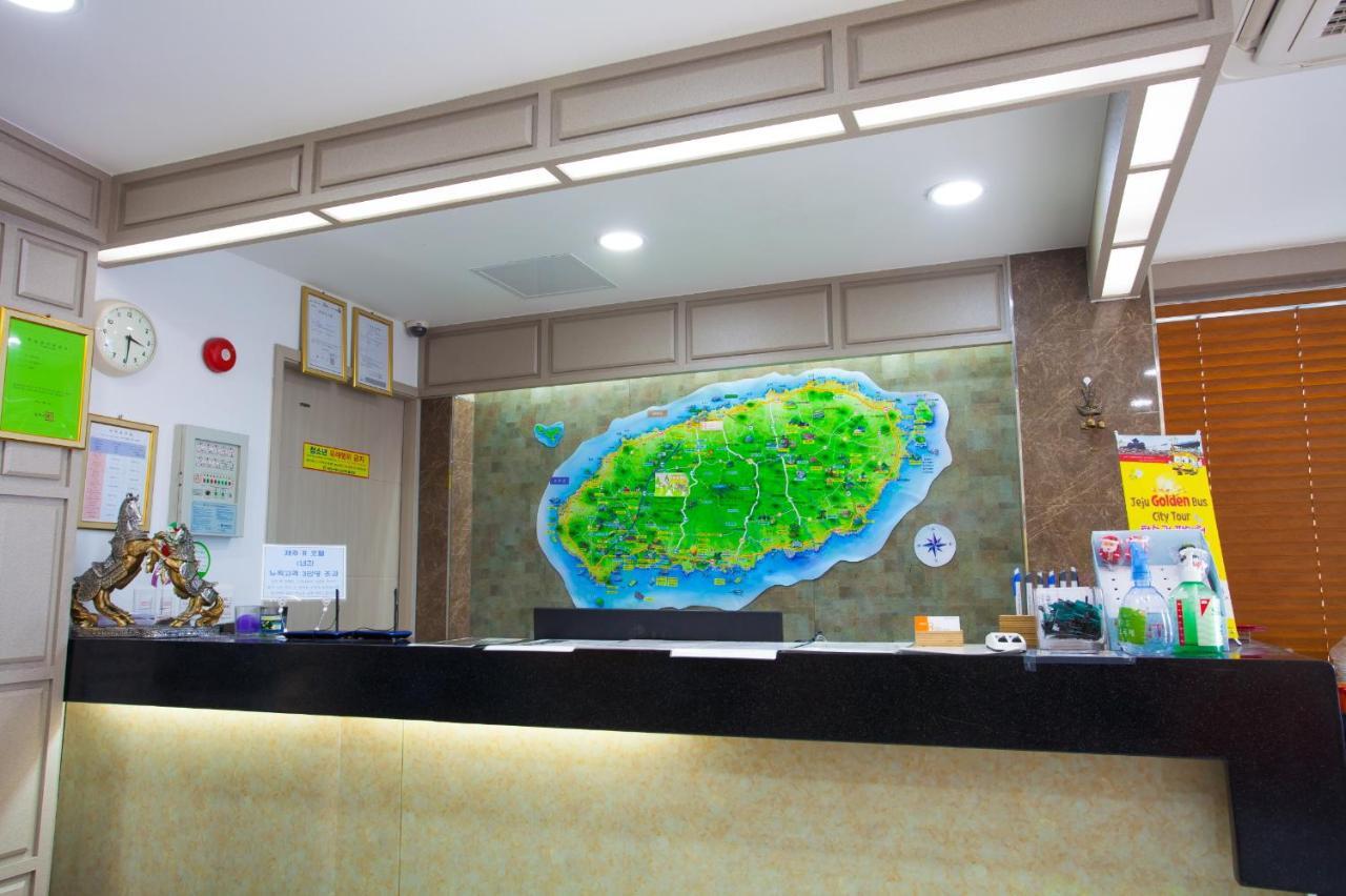 Jeju R Hotel & Guesthouse Экстерьер фото